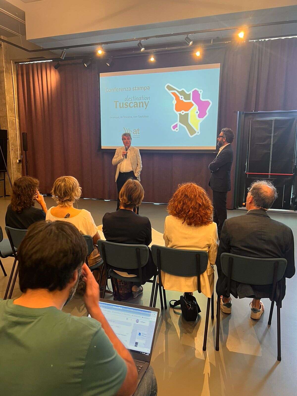 Ovunque in Toscana in bus