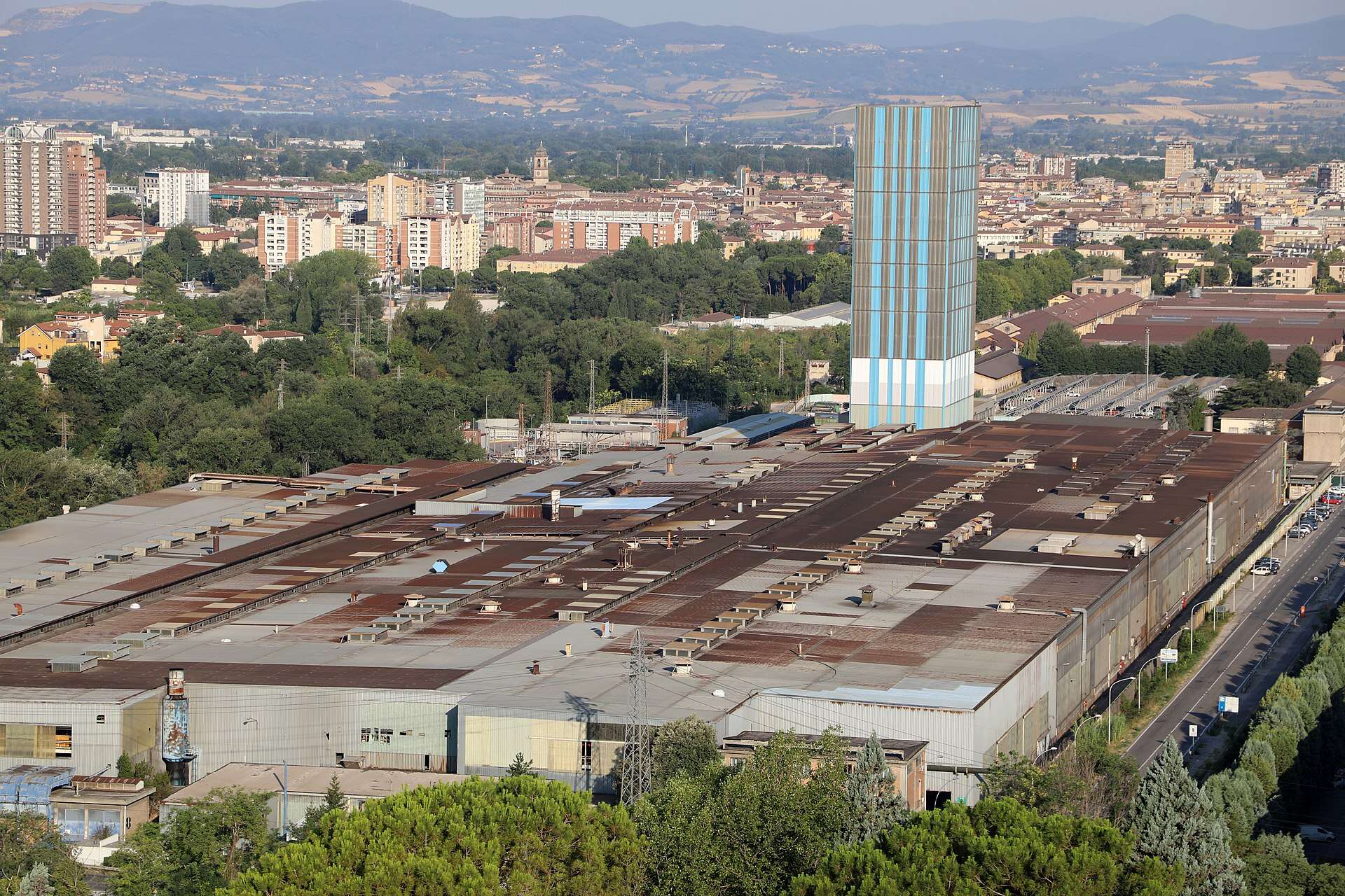Energia idroelettrica a prezzo scontato per stabilimenti energivori locali: l’Umbria fa da apripista