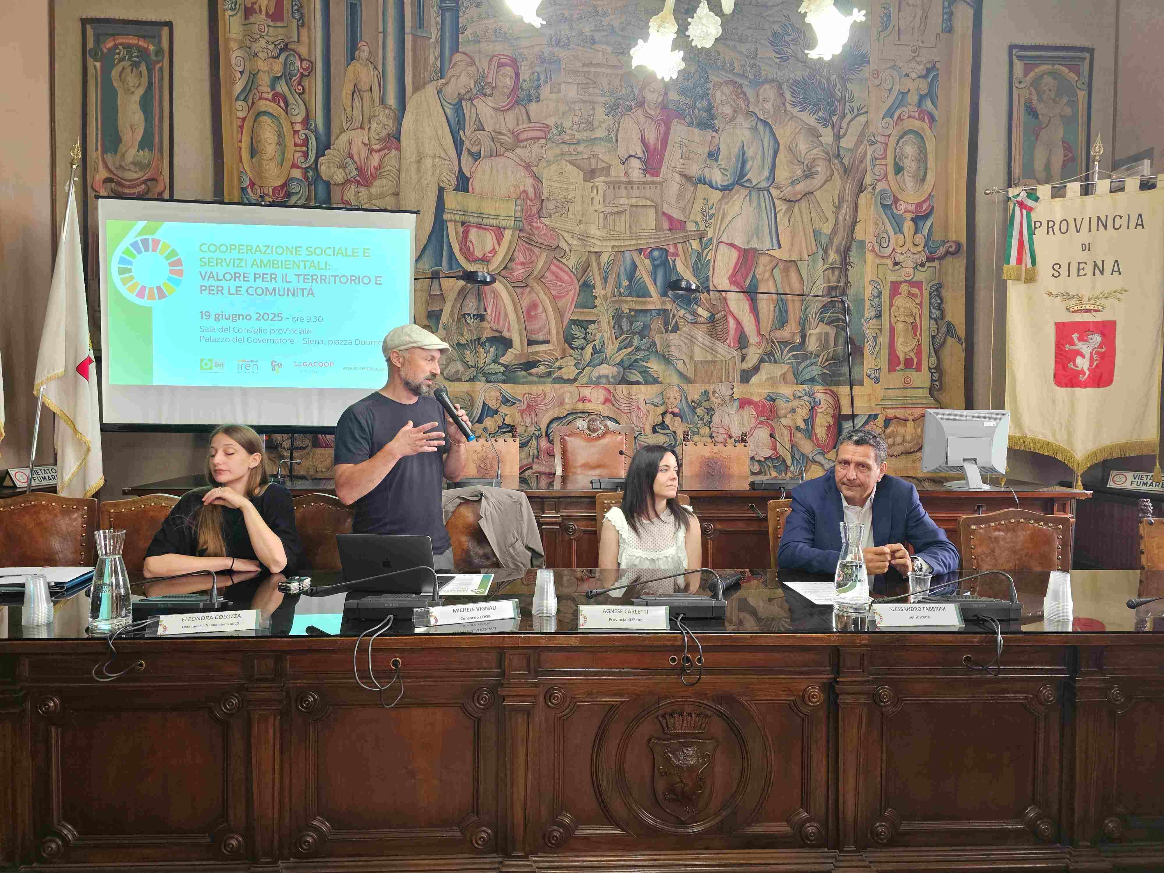 Servizi ambientali e inclusione sociale: in Toscana un euro speso ne vale fino a 2,36