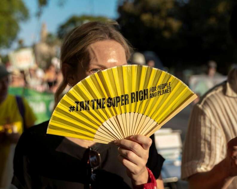 Oxfam: «Per i miliardari del G20 +2,2 trilioni di dollari nel 2024, sufficienti a sconfiggere la povertà nel mondo»