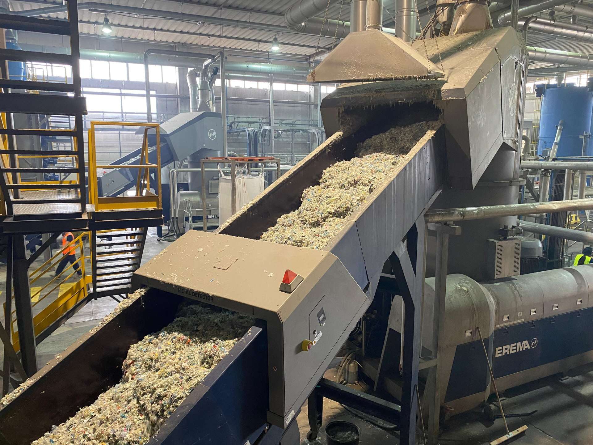 riciclo plastica revet