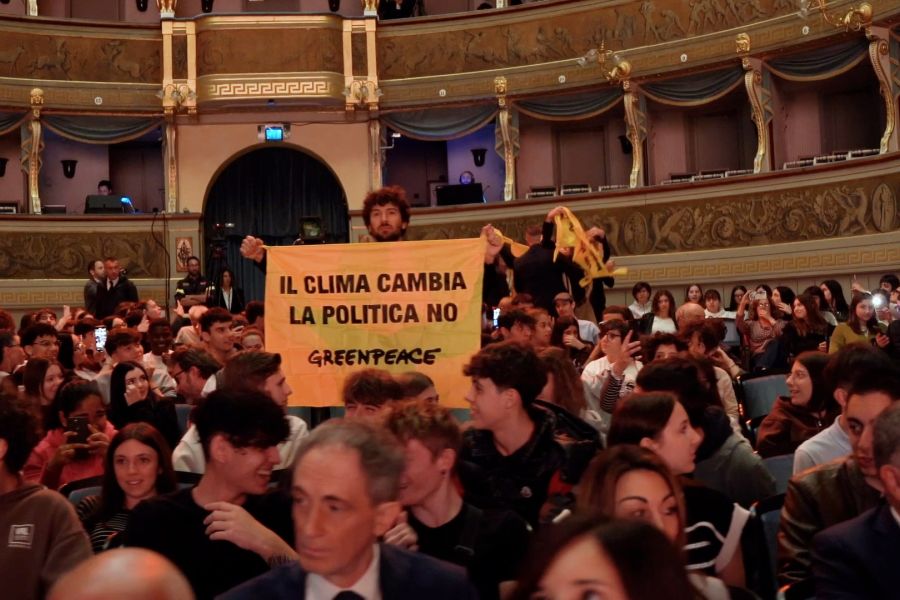 Greenpeace contesta Salvini al  Festival economia di Trento